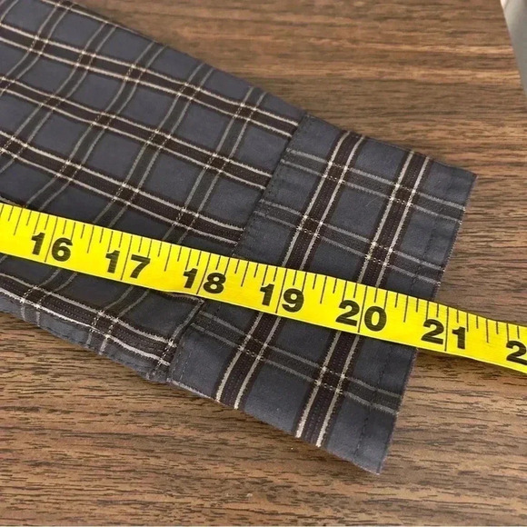 ❤️ G. H. Bass  & Co. men's long sleeve plaid shirt size Medium - Picture 10 of 10